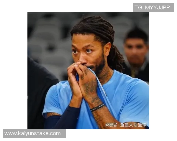 古德温称赞布克为天生竞争者强调其在球队中的领导力与严格要求