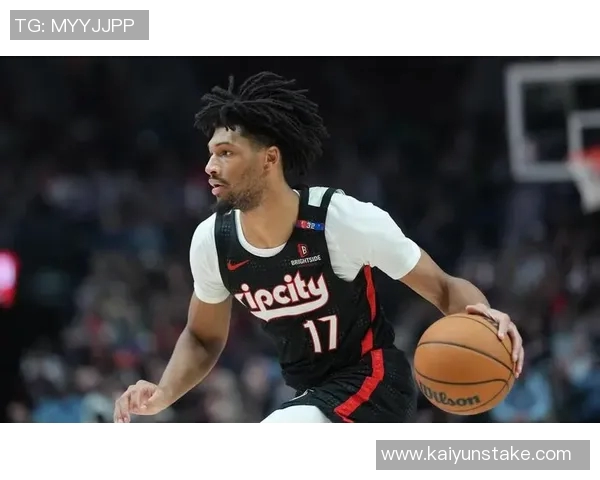 现代篮球无位置化科尔谈收官阵容与打分卫的重要性 现代篮球无位置化科尔谈收官阵容与打分卫的重要性