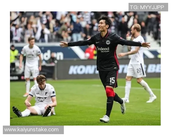 天空报道水晶宫欲续约镰田大地球员合同年已展开非正式谈判