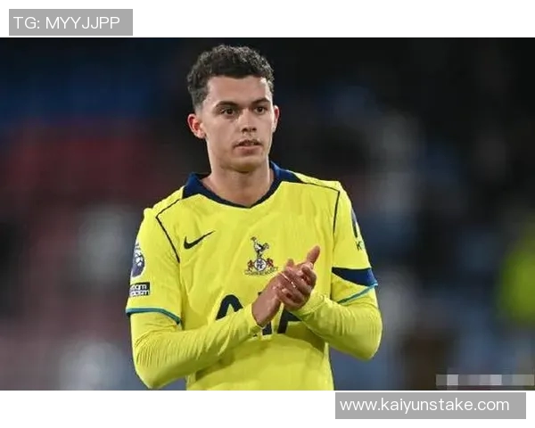 布伦南约翰逊以3500万镑创纪录转会身披水晶宫11号球衣