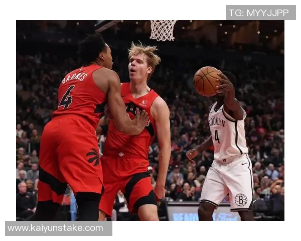 锡安全场高效表现11投9中砍下18分5篮板6助攻1抢断上半场独得16分